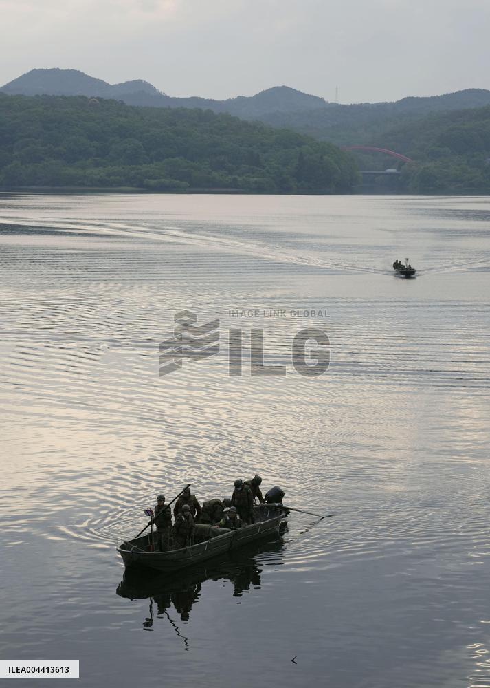 SDF trainer jet crashes