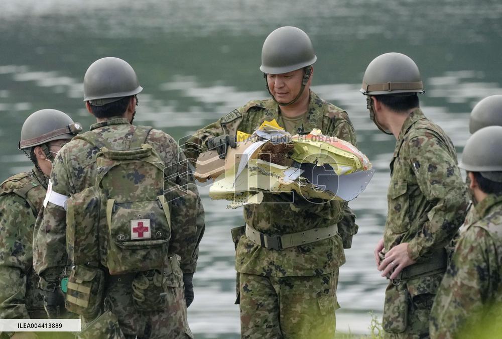 SDF trainer jet crashes