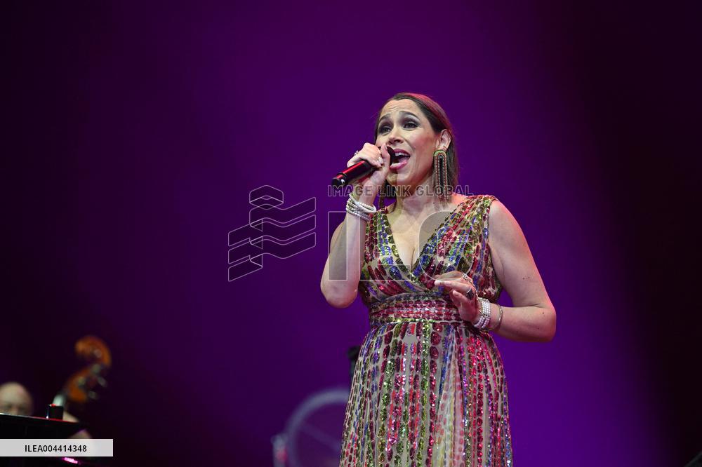 Pink Martini In Concert At The Accor Arena - Paris