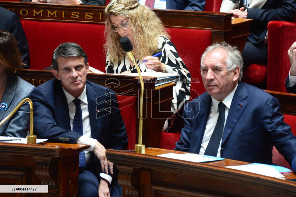 Question Session To The Government - Paris