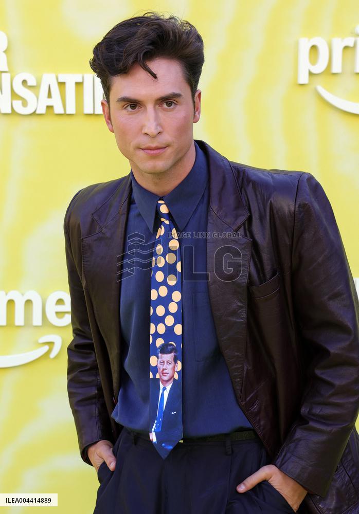 Overcompensating Premiere - LA