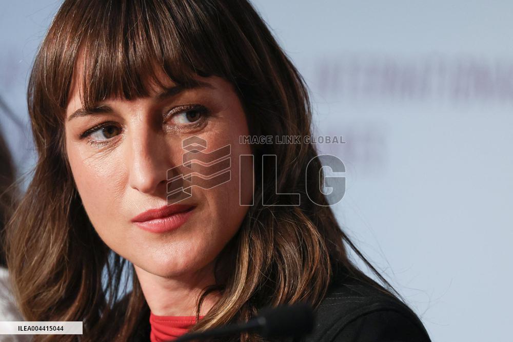 Cannes - Partir Un Jour - Leave One Day - Press Conference