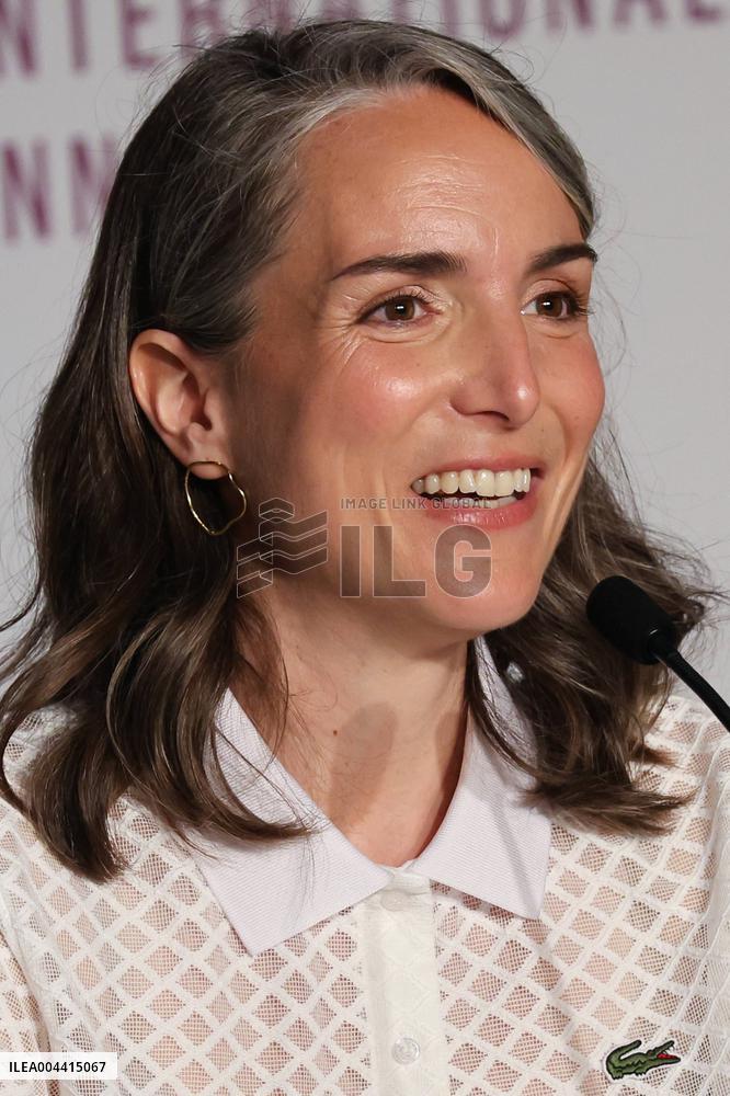 Cannes - Partir Un Jour - Leave One Day - Press Conference