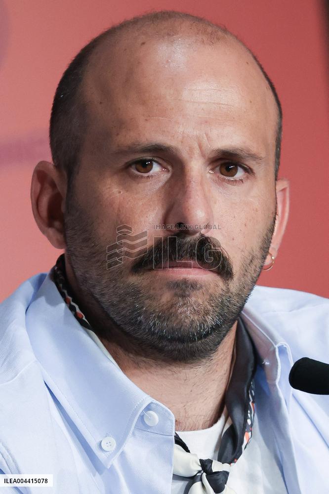 Cannes - Partir Un Jour - Leave One Day - Press Conference