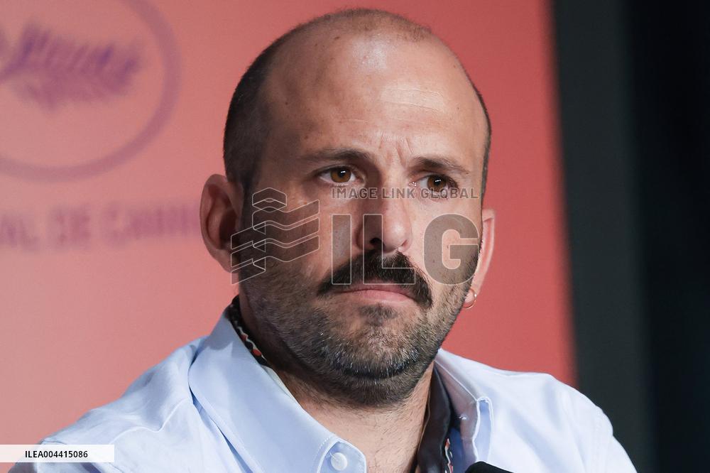 Cannes - Partir Un Jour - Leave One Day - Press Conference