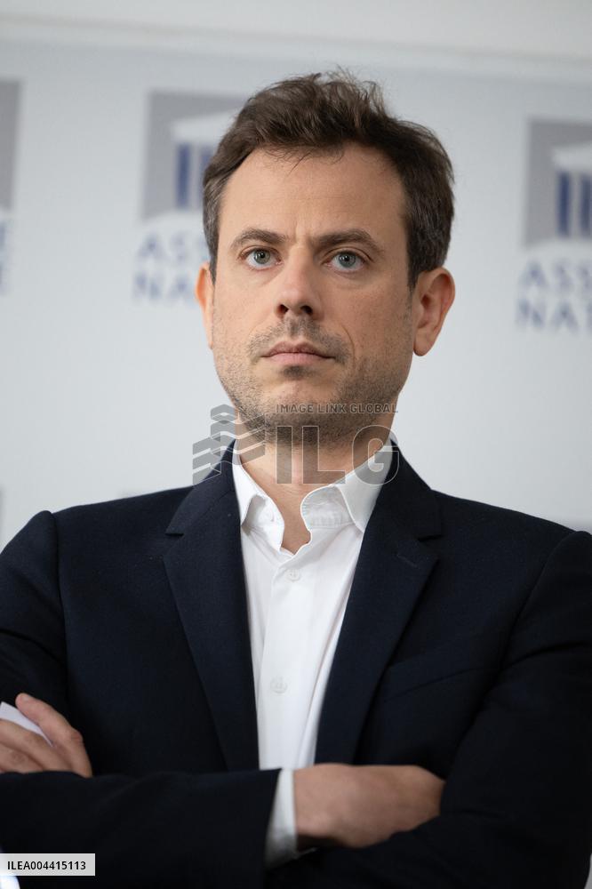 Committee of Inquiry into prevention of violence in schools gives a press conference - Paris RL