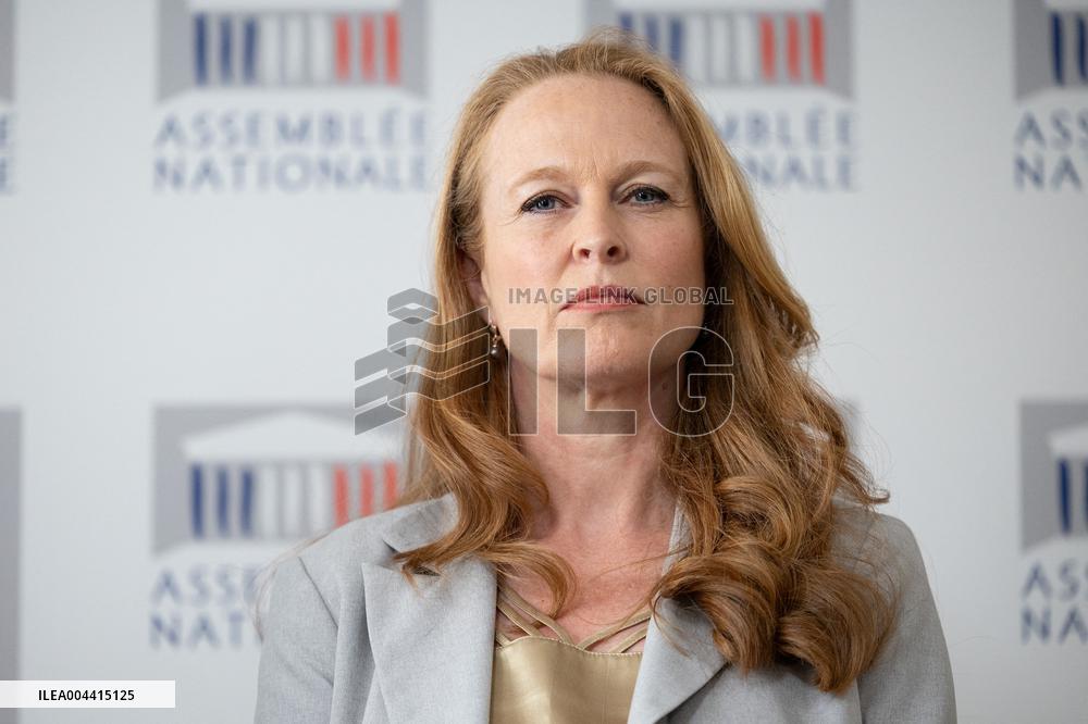 Committee of Inquiry into prevention of violence in schools gives a press conference - Paris RL