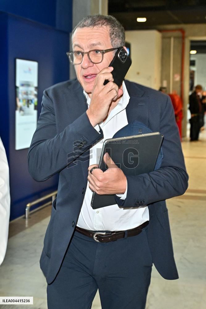 Cannes Dany Boon At Nice Airport JR