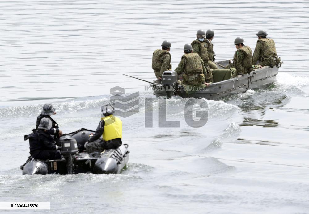 SDF trainer jet crashes