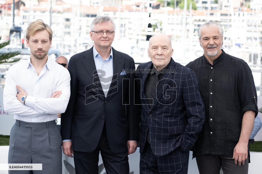 Cannes - Two Prosecutors photocall DN