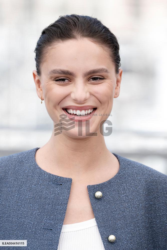 Cannes - Qui Brille au Combat photocall DN