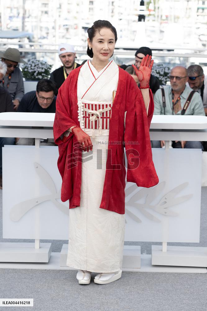 Cannes - A Pale View of Hills photocall DN