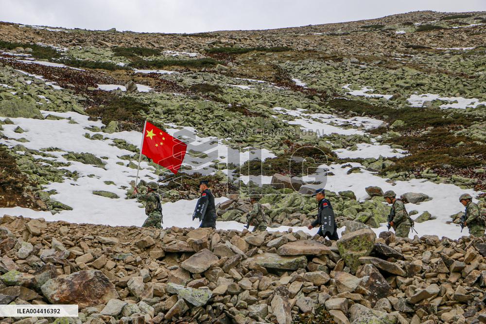 Border Patrol in Altay