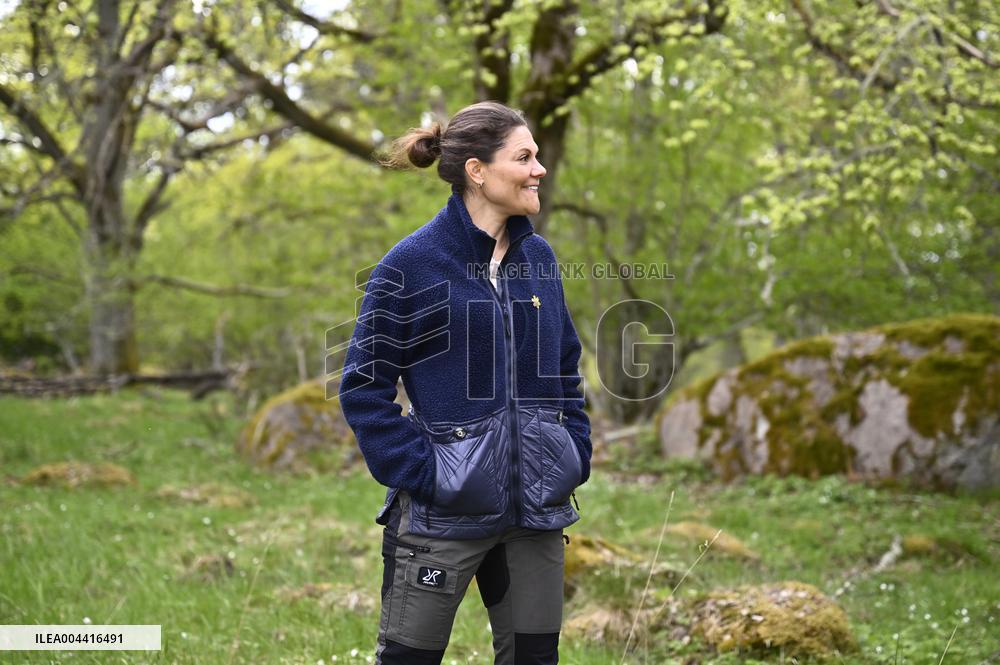 CROWN PRINCESS NORRA KVILLS NATIONAL PARK