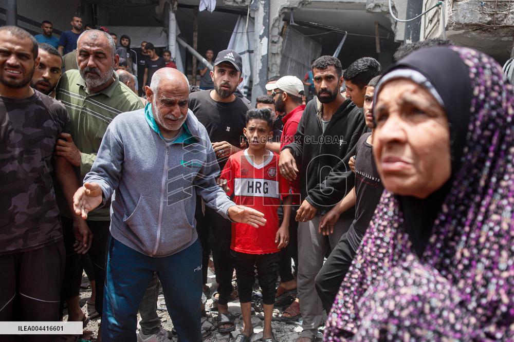 At Least 65 Palestinians Killed in Israeli Air Strikes - Gaza