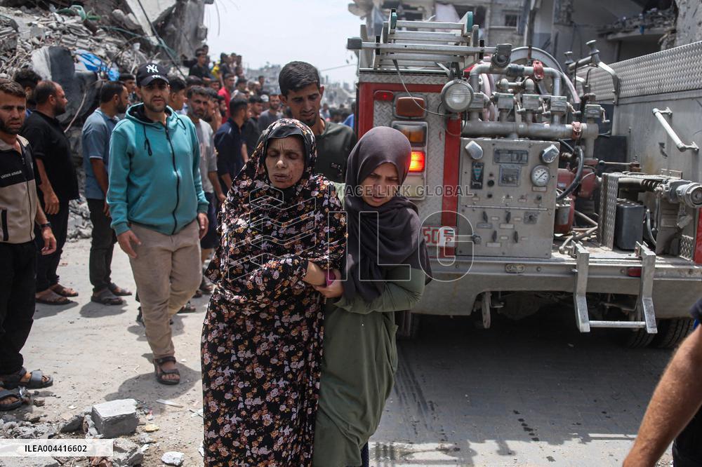 At Least 65 Palestinians Killed in Israeli Air Strikes - Gaza