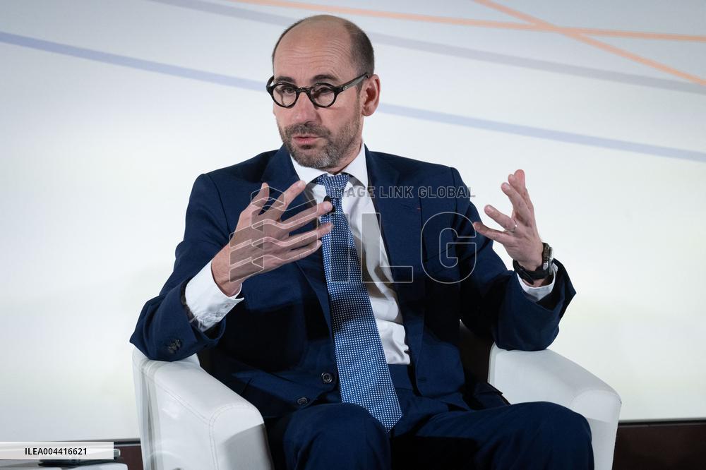 Global Markets Conference Attended by Emmanuel Macron - Paris