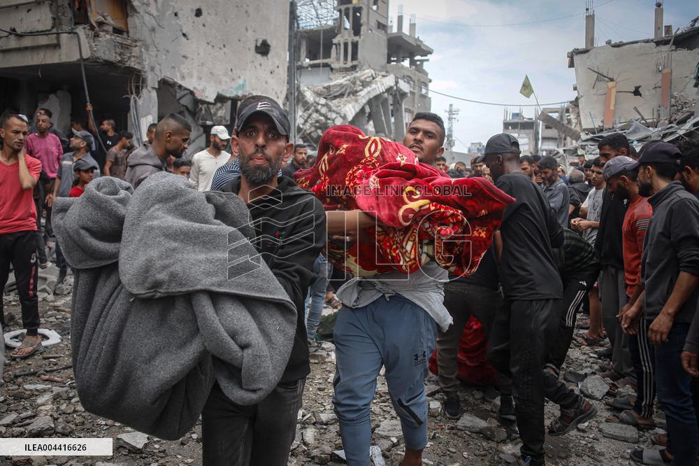 At Least 65 Palestinians Killed in Israeli Air Strikes - Gaza