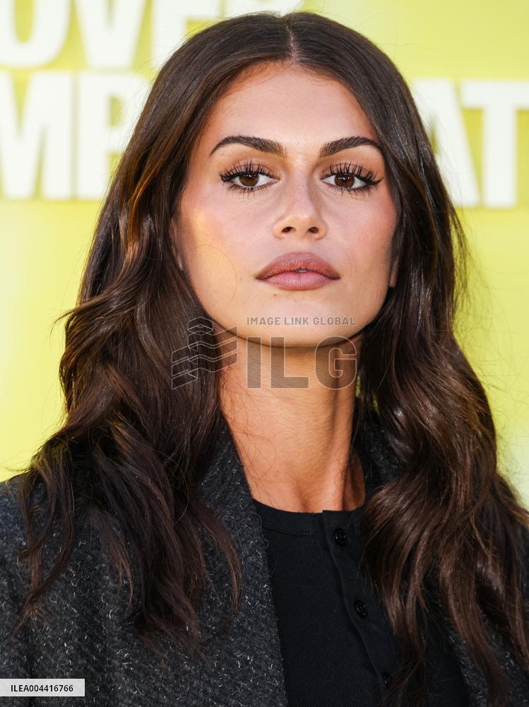 Overcompensating Premiere - LA