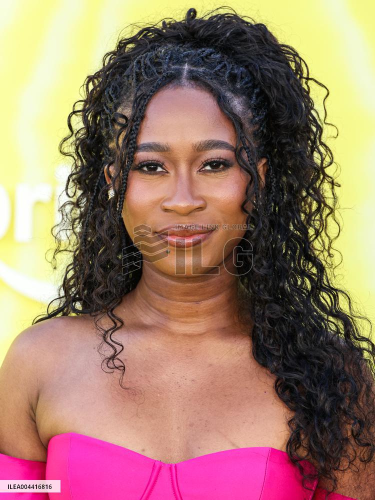 Overcompensating Premiere - LA