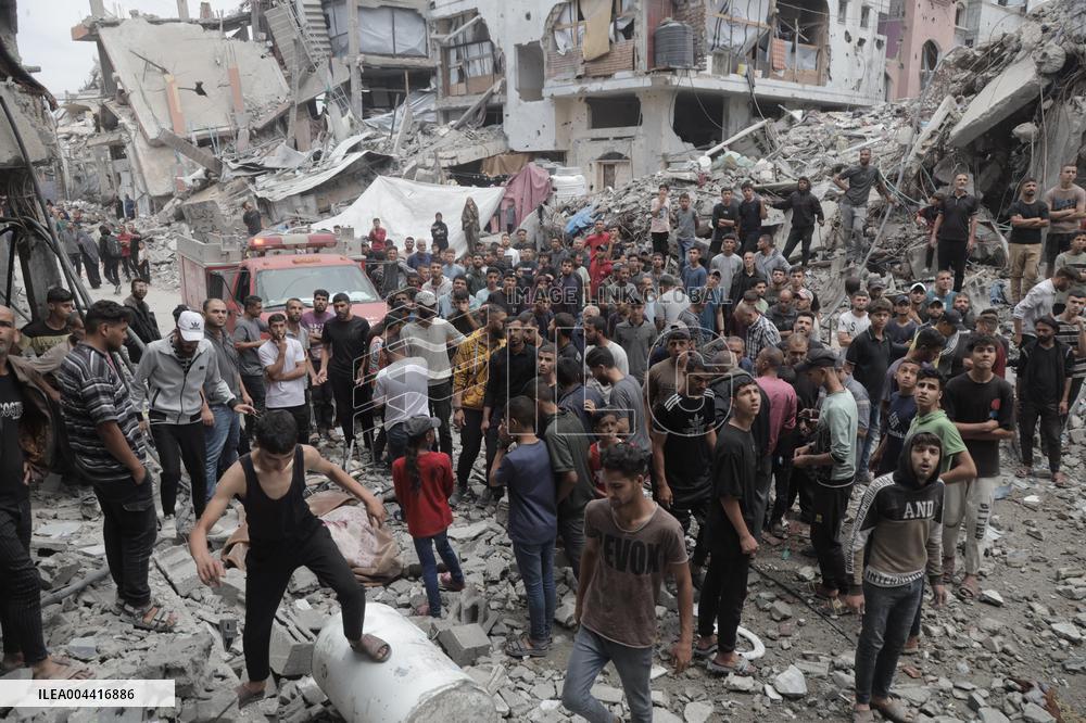 At Least 65 Palestinians Killed in Israeli Air Strikes - Gaza
