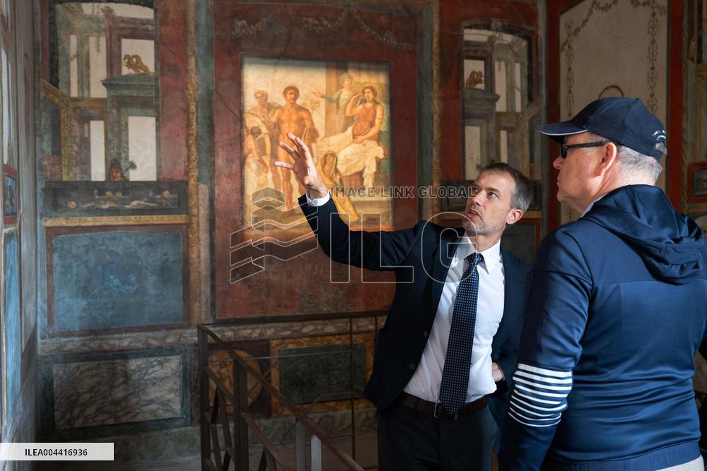 Albert Of Monaco Visits Pompeii - Italy