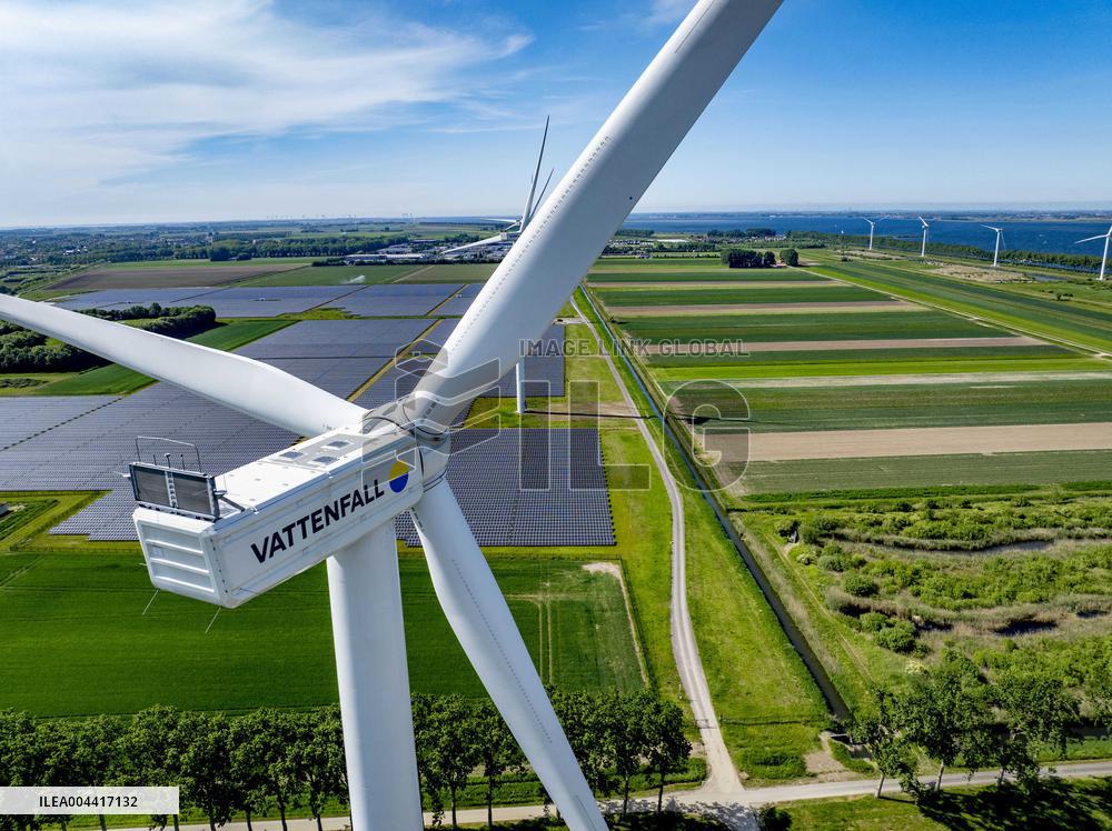 Renewable Energy Park Illustrations - Netherlands