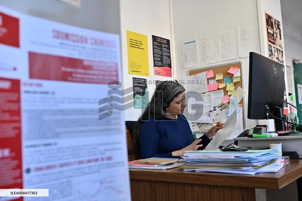 Addictovigilance Center Ilustrations - Paris