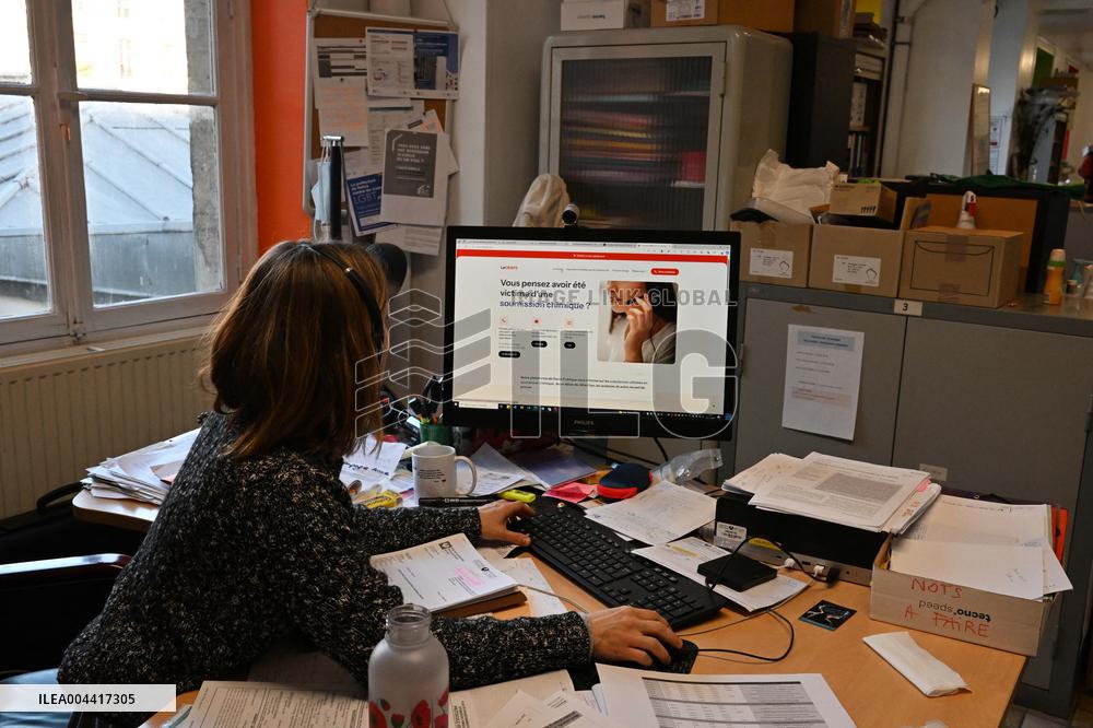 Addictovigilance Center Ilustrations - Paris