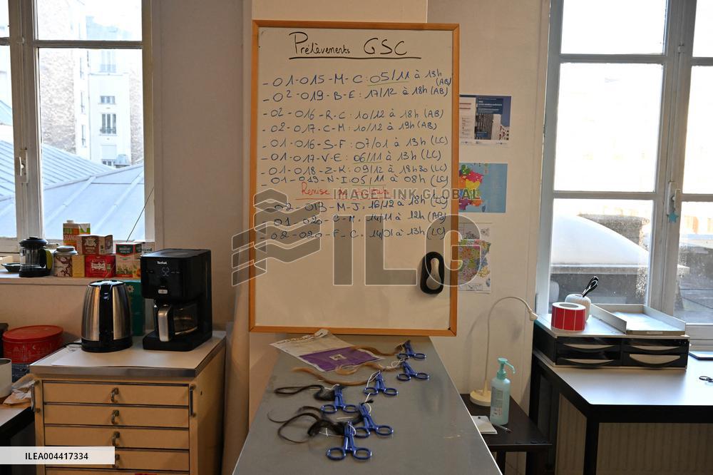 Addictovigilance Center Ilustrations - Paris