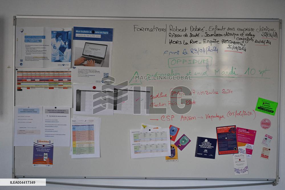 Addictovigilance Center Ilustrations - Paris