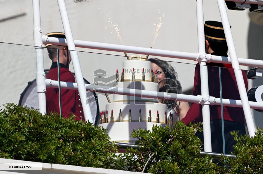 Cannes - Andy Macdowell During Photo Session