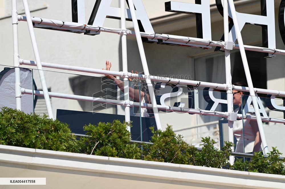 Cannes - Andy Macdowell During Photo Session