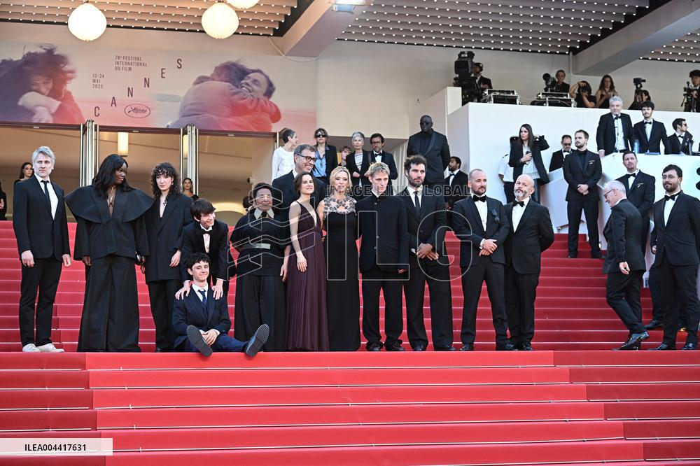 Cannes - Dossier 137 (Case 137) Red Carpet