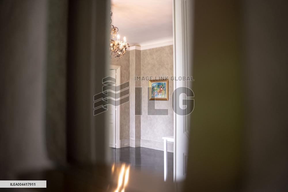 Karl Lagerfeld's house - Louveciennes AJ