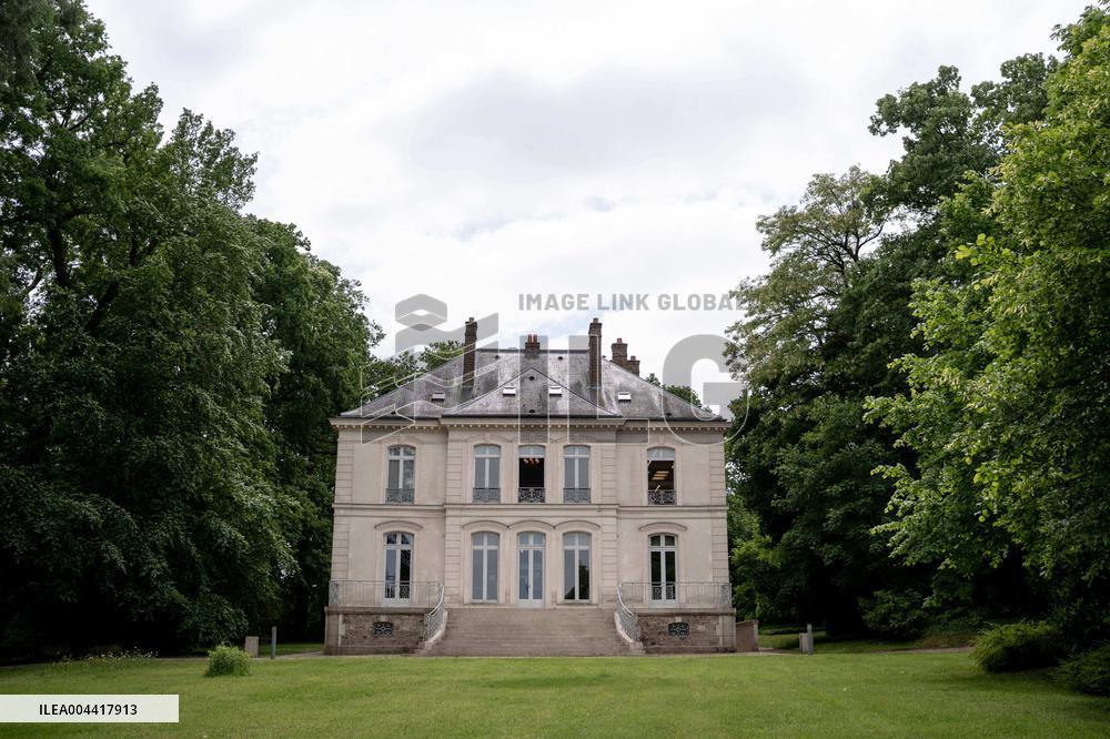 Karl Lagerfeld's house - Louveciennes AJ