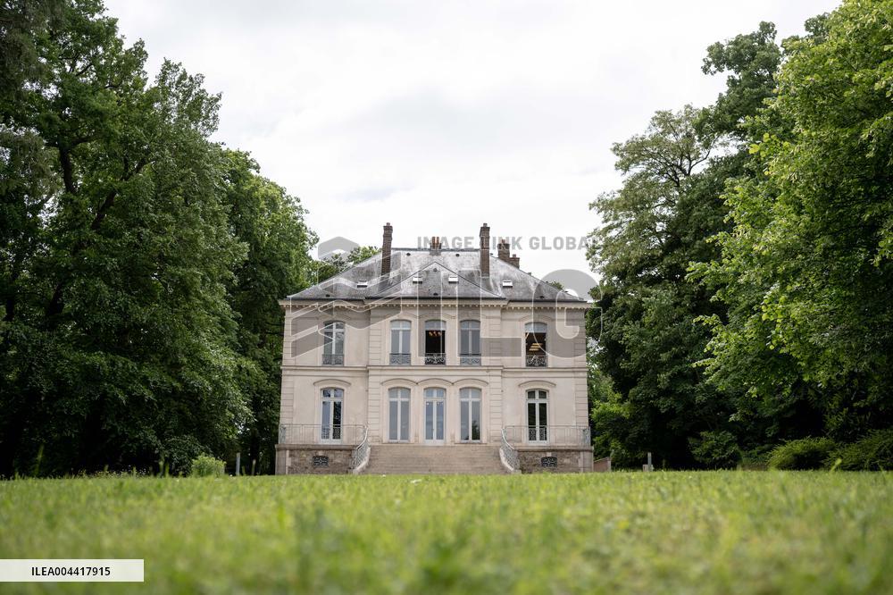 Karl Lagerfeld's house - Louveciennes AJ