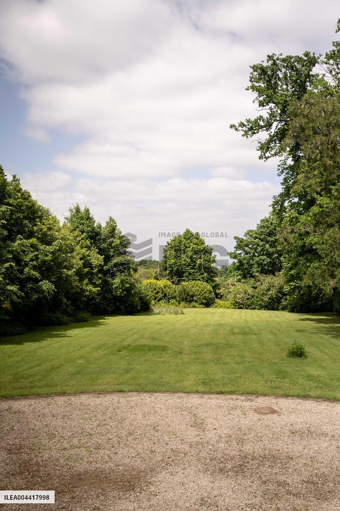 Karl Lagerfeld's house - Louveciennes AJ