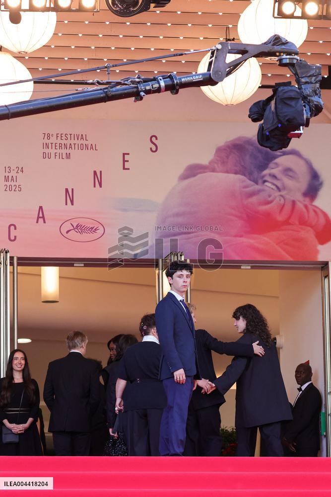 Cannes - Dossier 137 (Case 137) Red Carpet