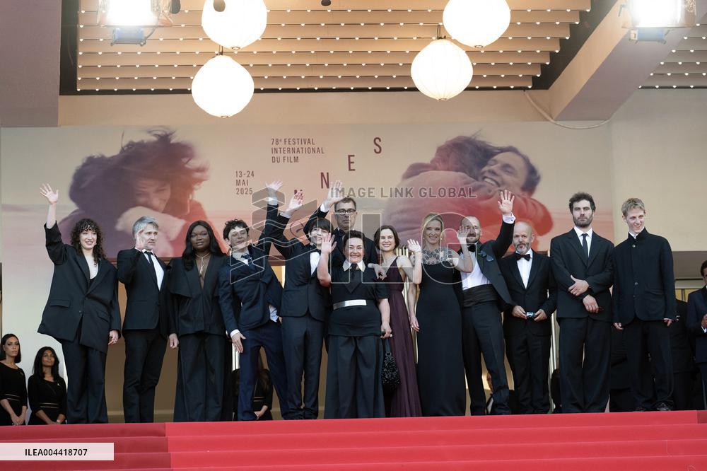 Cannes - Dossier 137 Red Carpet DN