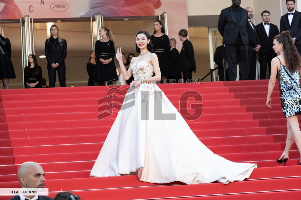 Cannes - Dossier 137 Red Carpet DN