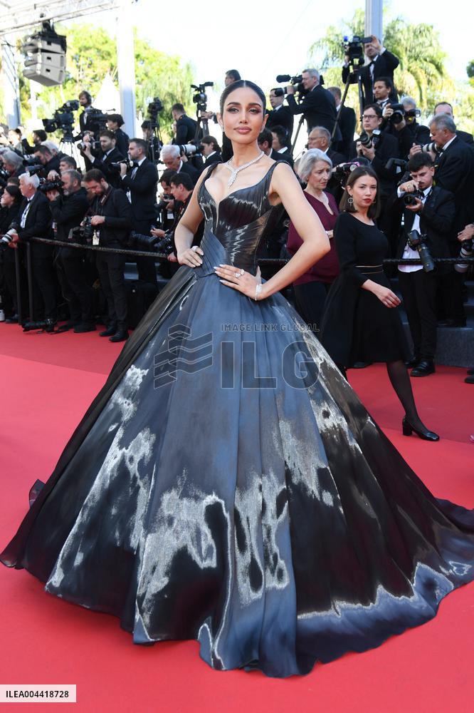 Cannes Dossier 137 Premiere AM