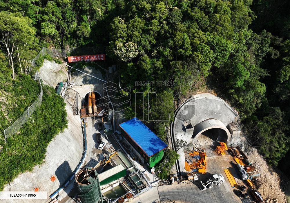 Rujin-Meizhou Railway Construction in Ganzhou