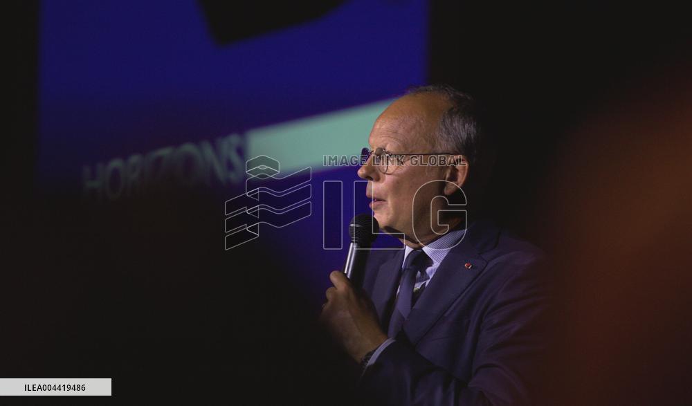 Edouard Philippe On A Trip To Loire-Atlantique - Pornic