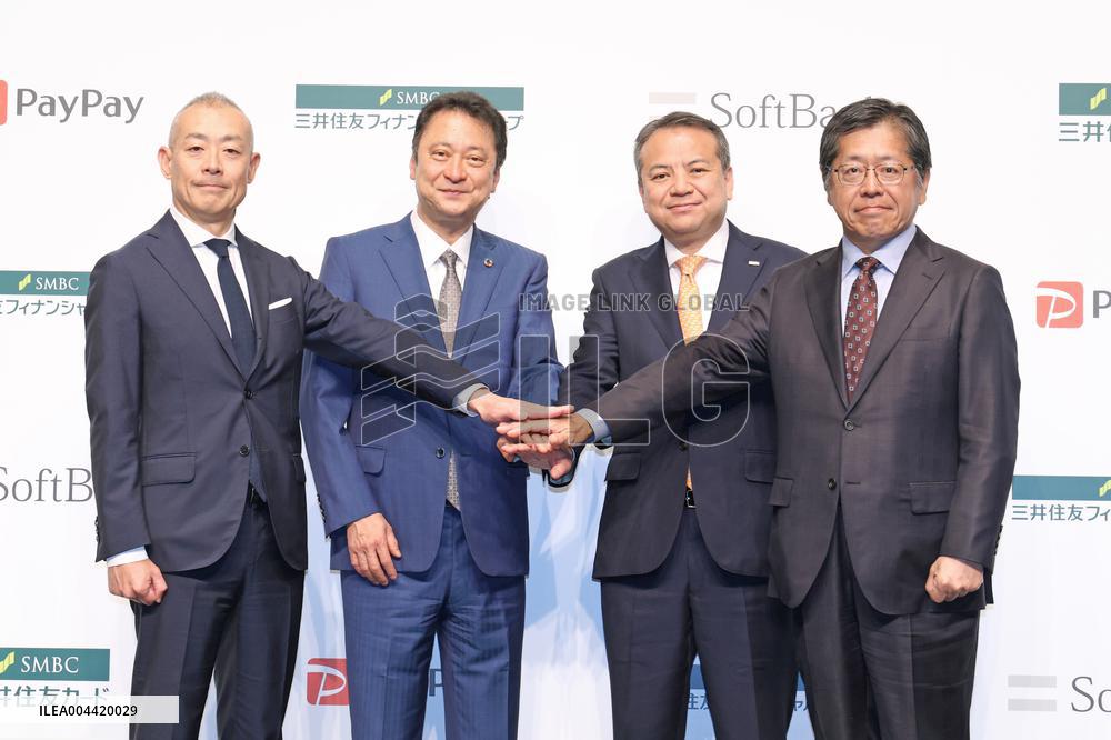 Sumitomo Mitsui FG and SoftBank tie up for personal settlement services