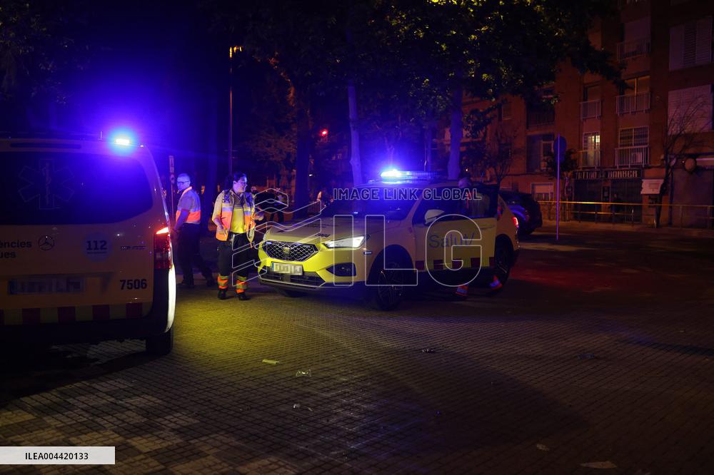 Car Strikes Crowd Before Barcelona Derby 13 Injured - Barcelona