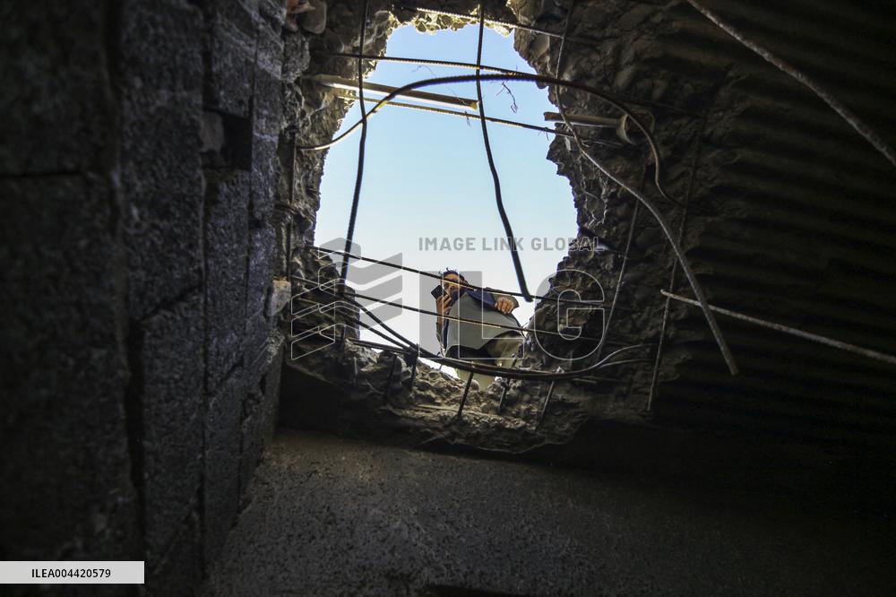 Deadly Shelling Aftermath in Punch - India