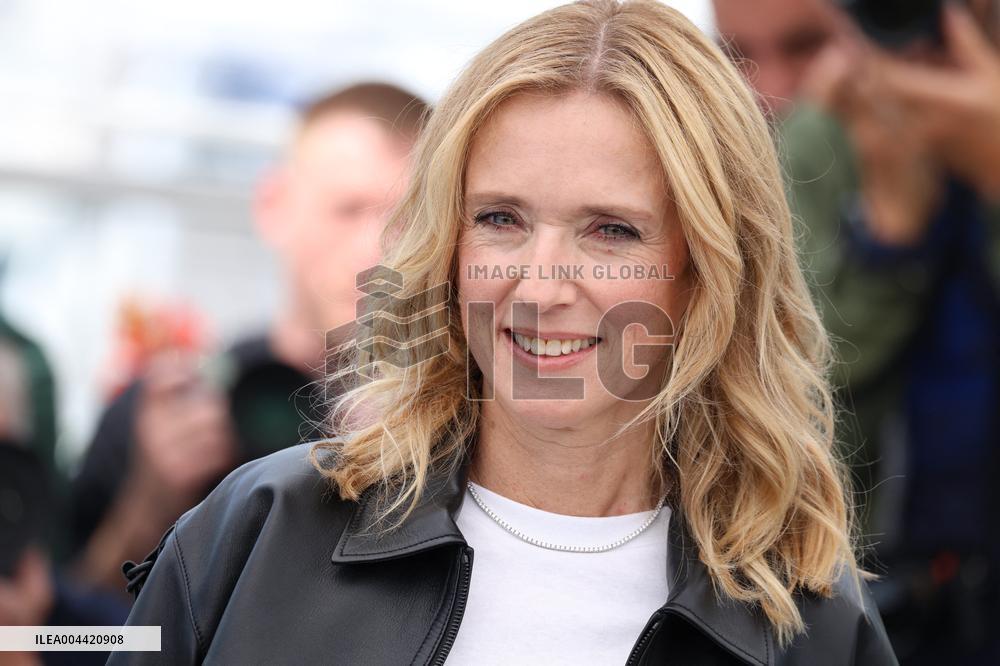 Cannes Dossier 137 Photocall JD