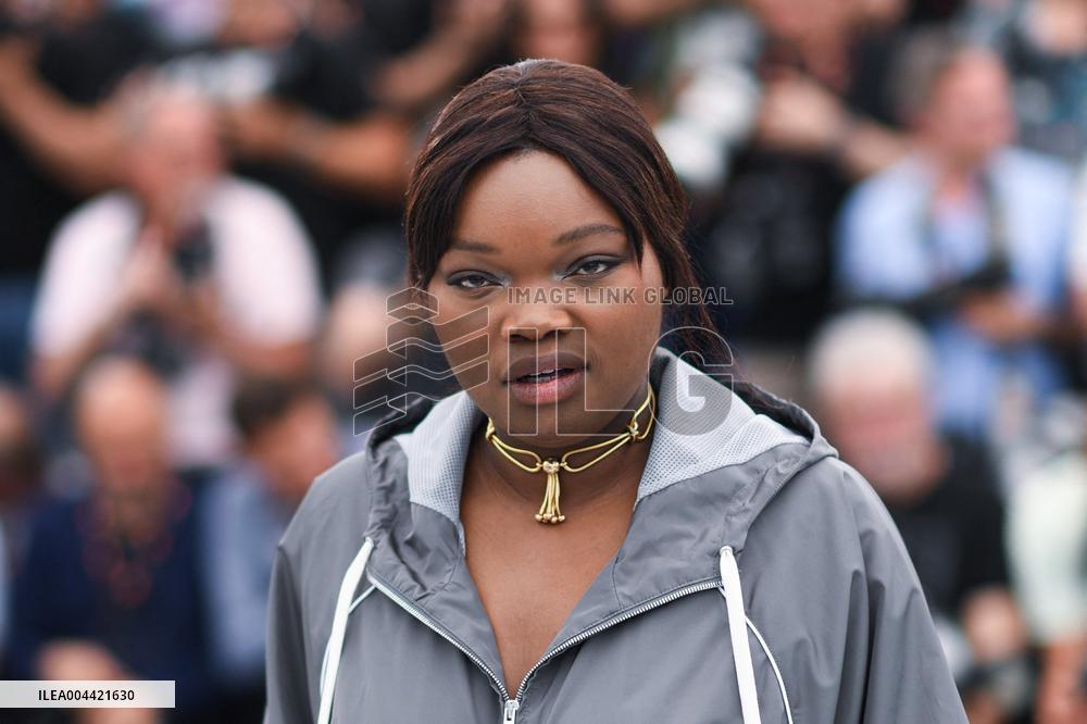 Cannes Dossier 137 Photocall AM