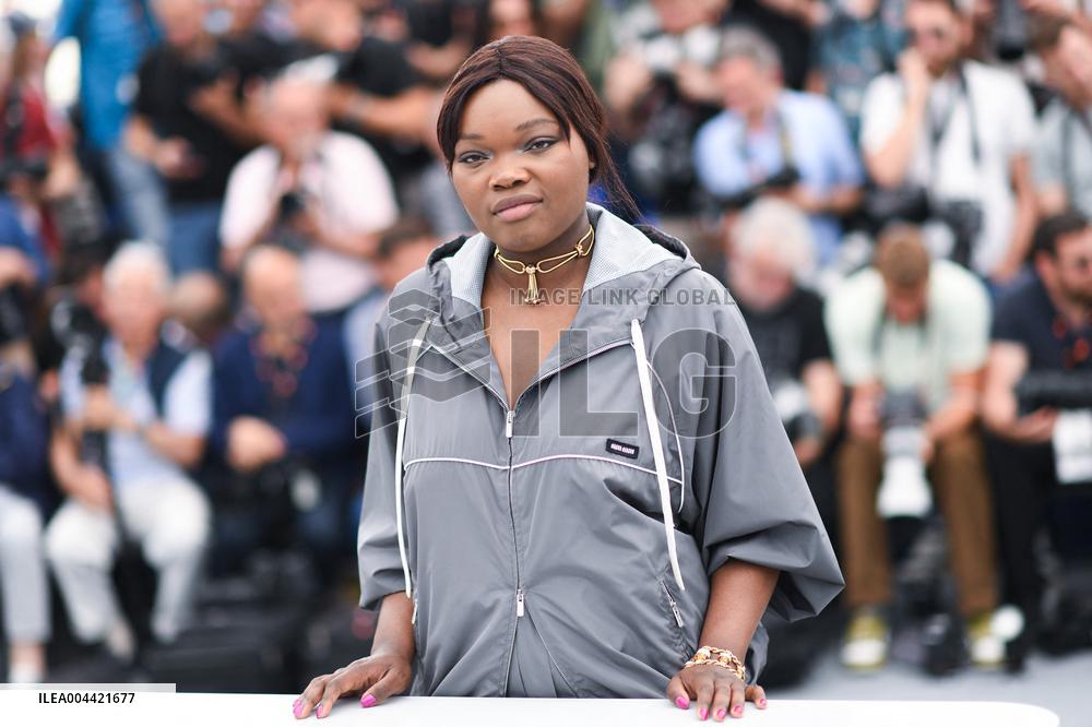 Cannes Dossier 137 Photocall AM